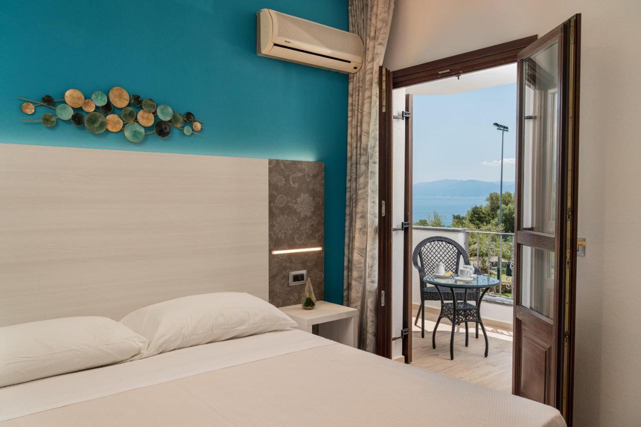 I Ginepri Hotel Cala Gonone Buitenkant foto