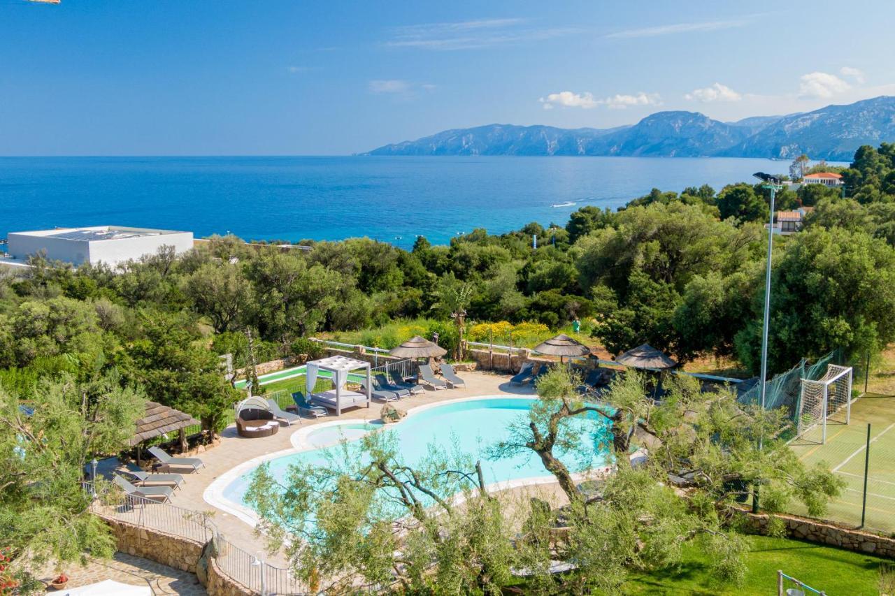 I Ginepri Hotel Cala Gonone Buitenkant foto