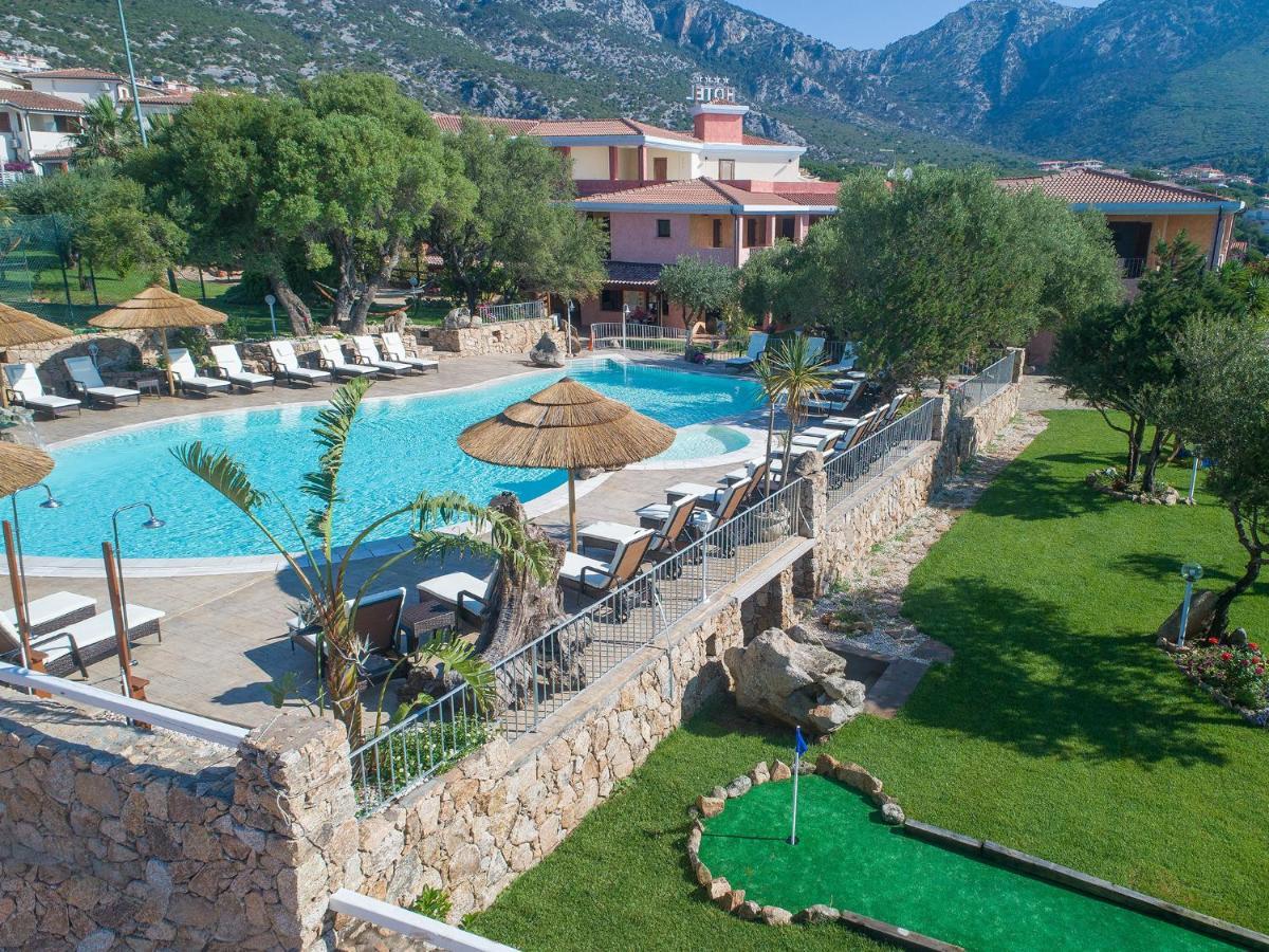 I Ginepri Hotel Cala Gonone Buitenkant foto