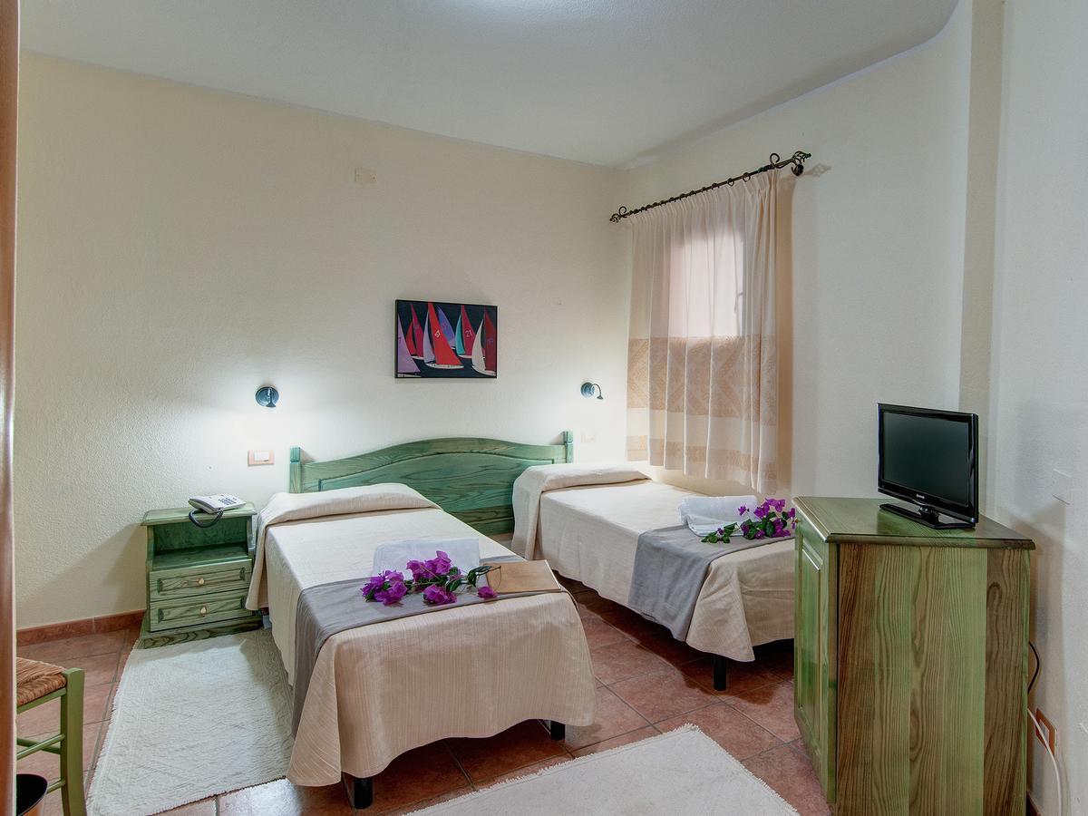 I Ginepri Hotel Cala Gonone Buitenkant foto